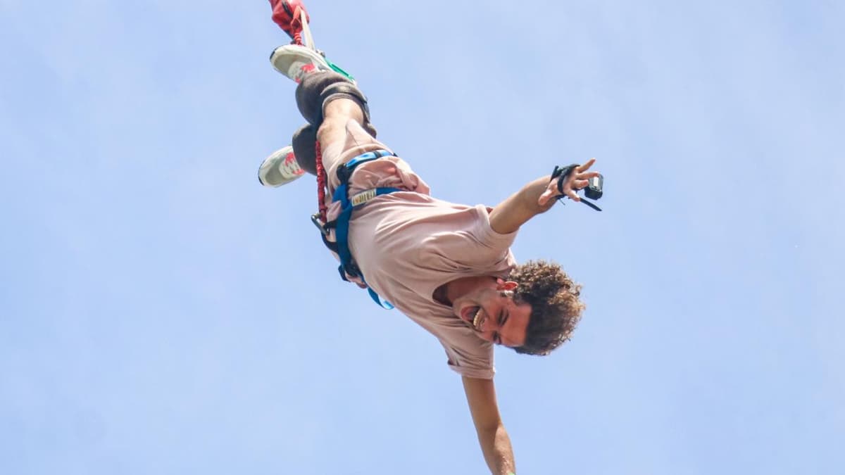 Skypark Sentosa by AJ Hackett Ticket: Bungy Jump & Giant Swing
