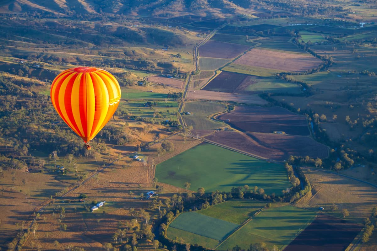 Sunrise Hot Air Balloon Flight over Brisbane with Vineyard Breakfast