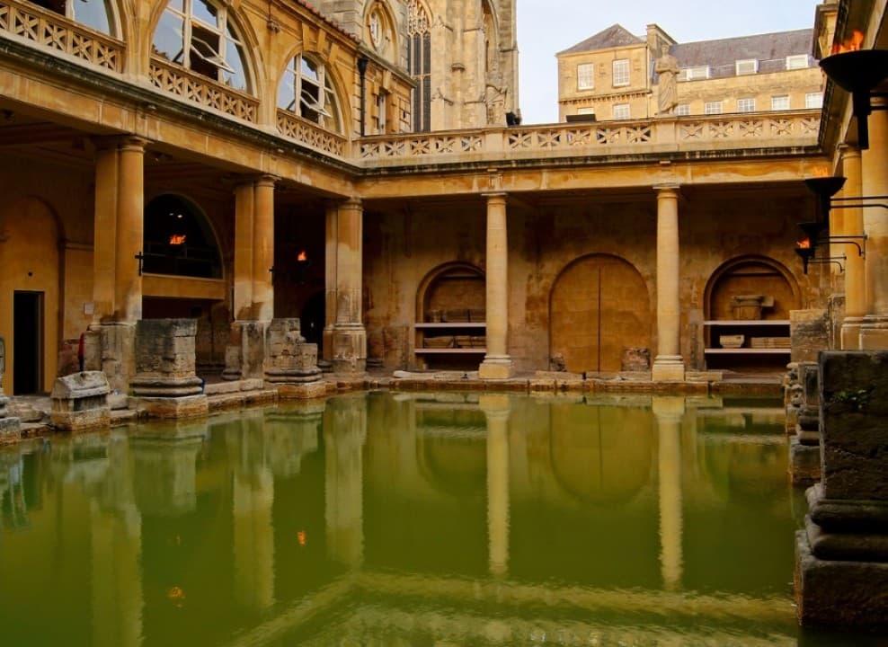 Stonehenge and Roman Baths Tour