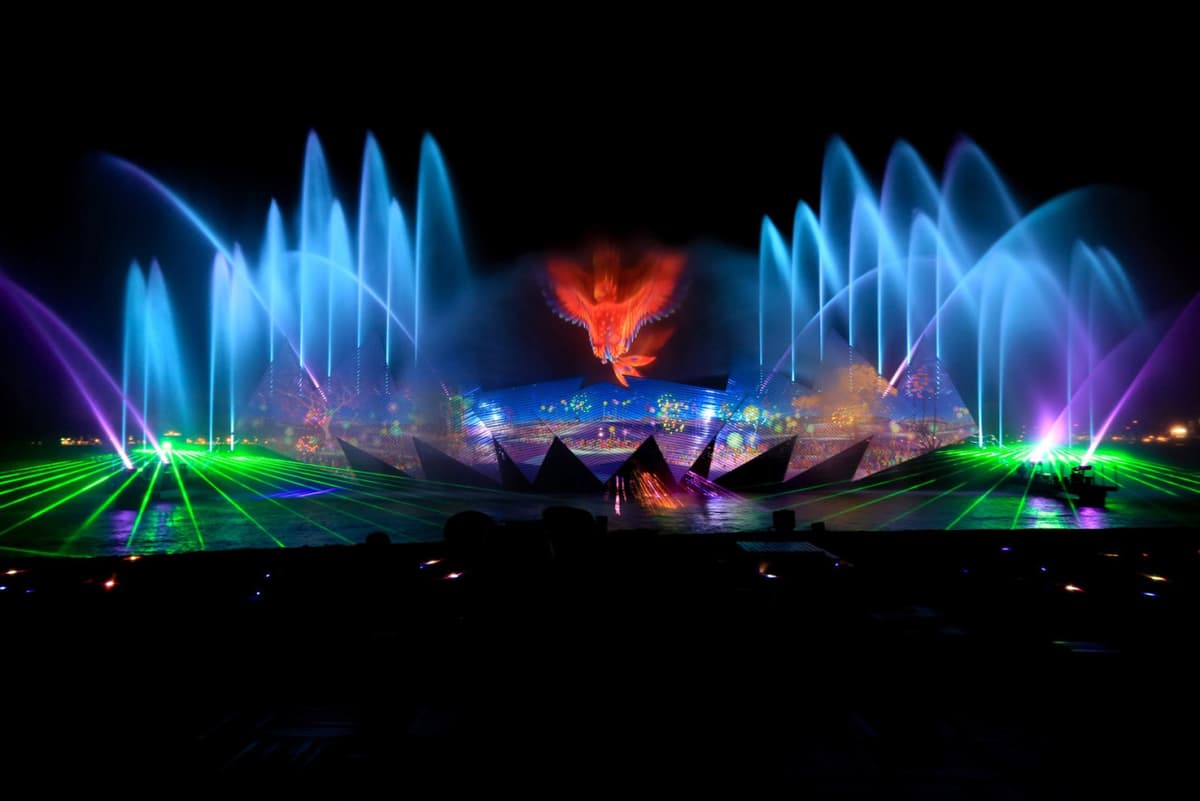 COMBO: Wings of Time Fireworks Symphony + Singapore Cable Car + Dining at Sentosa