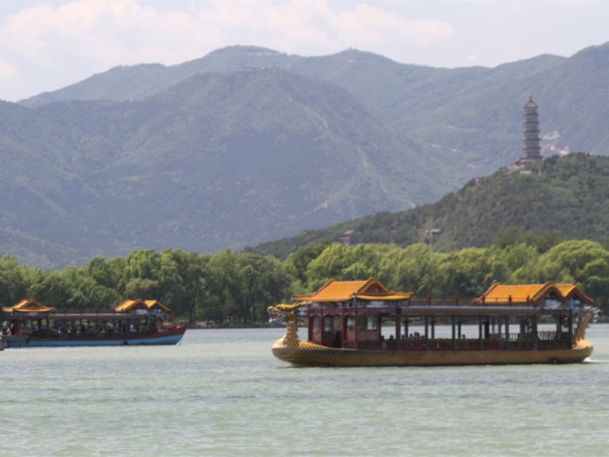 Beijing Zoo, Summer Palace, and Lama Temple Tour