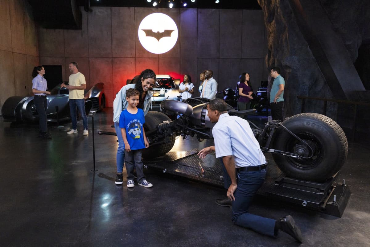 Warner Bros. Studio Tour Hollywood: Guided Tour