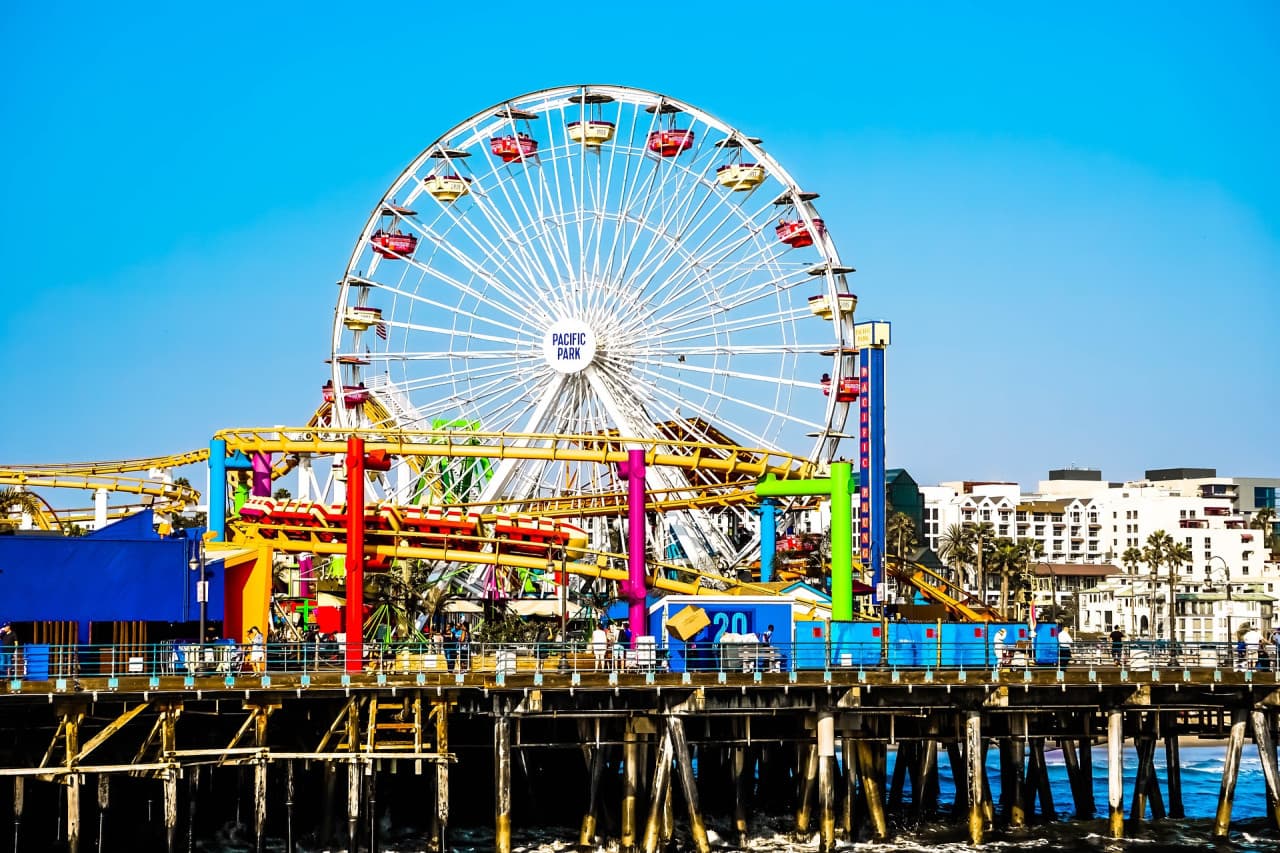 Big Bus Los Angeles: Best of L.A. Hop-On Hop-Off Bus Tour + Celebrity Homes Tour