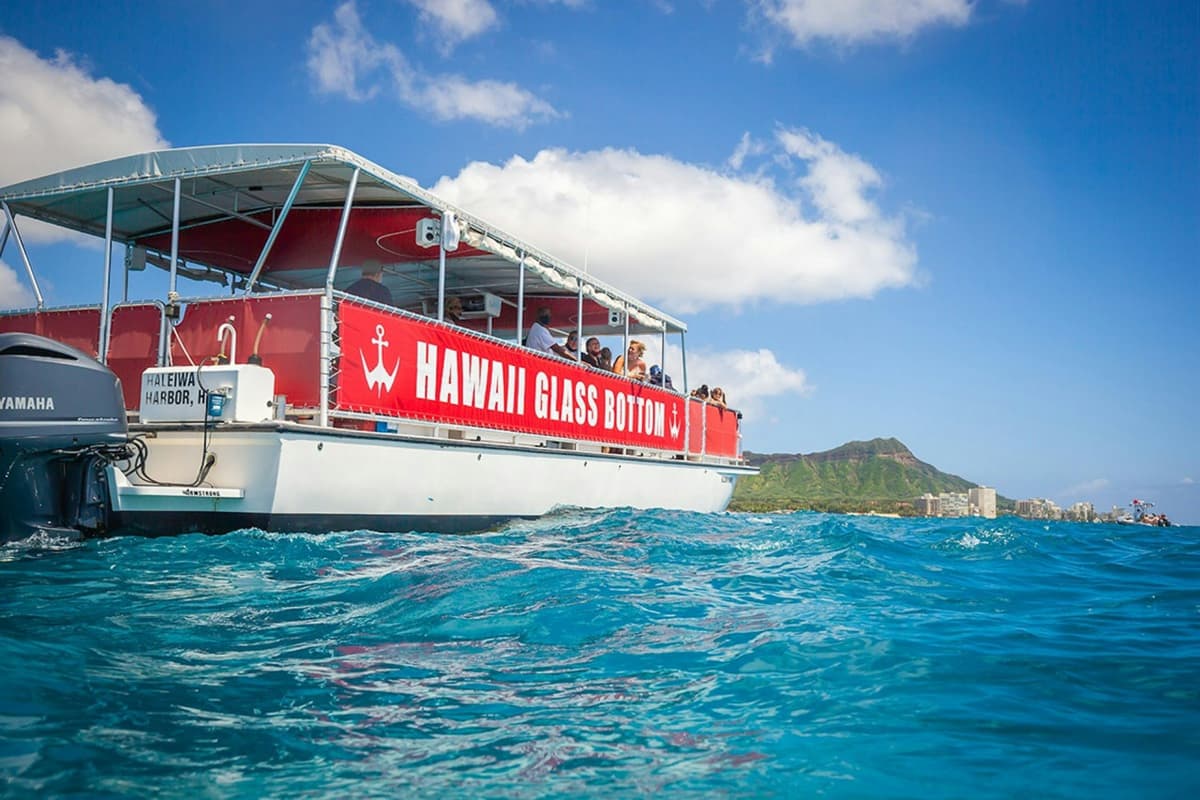 Waikiki: Daytime Glass Bottom Boat Tour