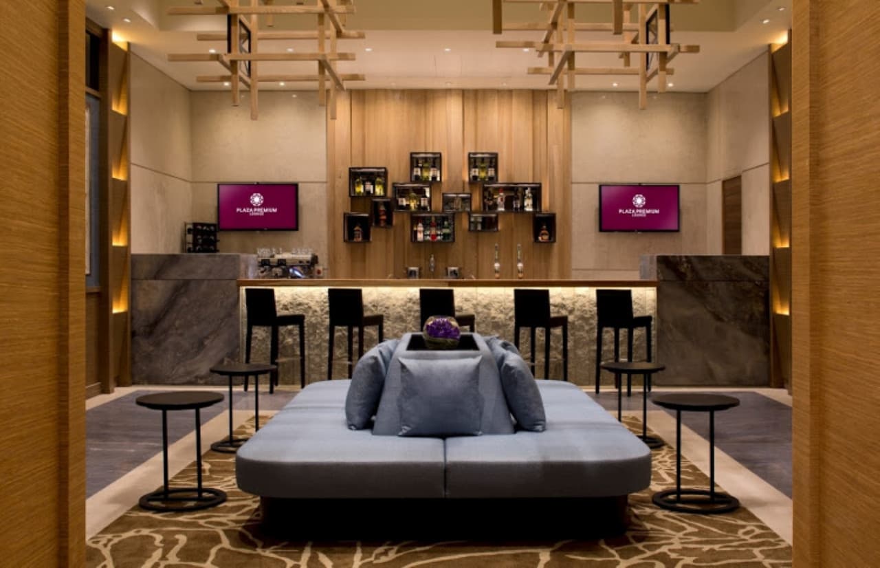 Plaza Premium Lounge - London Heathrow Airport Terminal 2