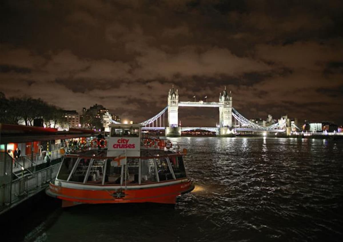 London Dinner Cruise on the River Thames