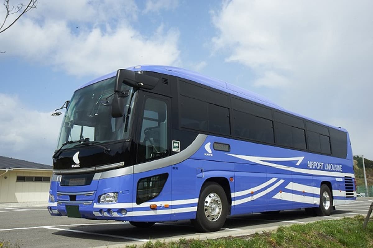 Kansai Limousine Bus - Kansai Airport to/from Osaka Umeda/Namba OCAT/Kyoto/Tempozan/USJ