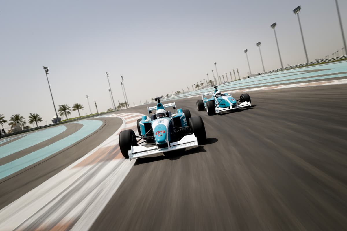 Yas Marina Circuit Formula Yas 3000 Driving Experience