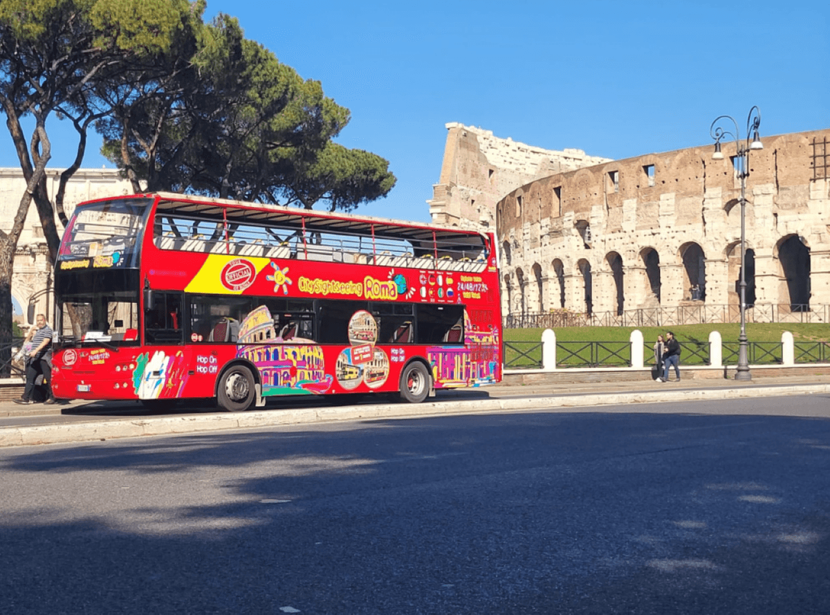 City Sightseeing Rome Hop-on Hop-off Bus Tour with Colosseum, Vatican Museums, and Sistine Chapel