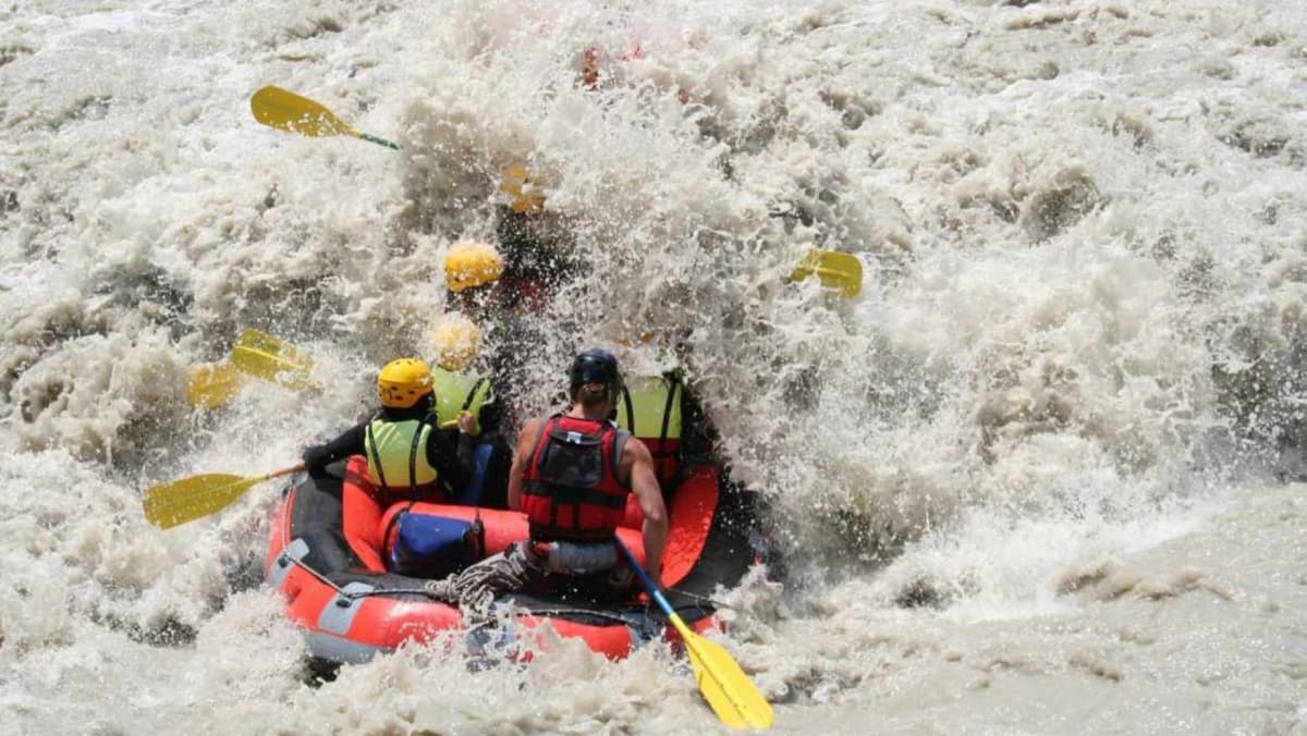 River Rafting in Lutschine