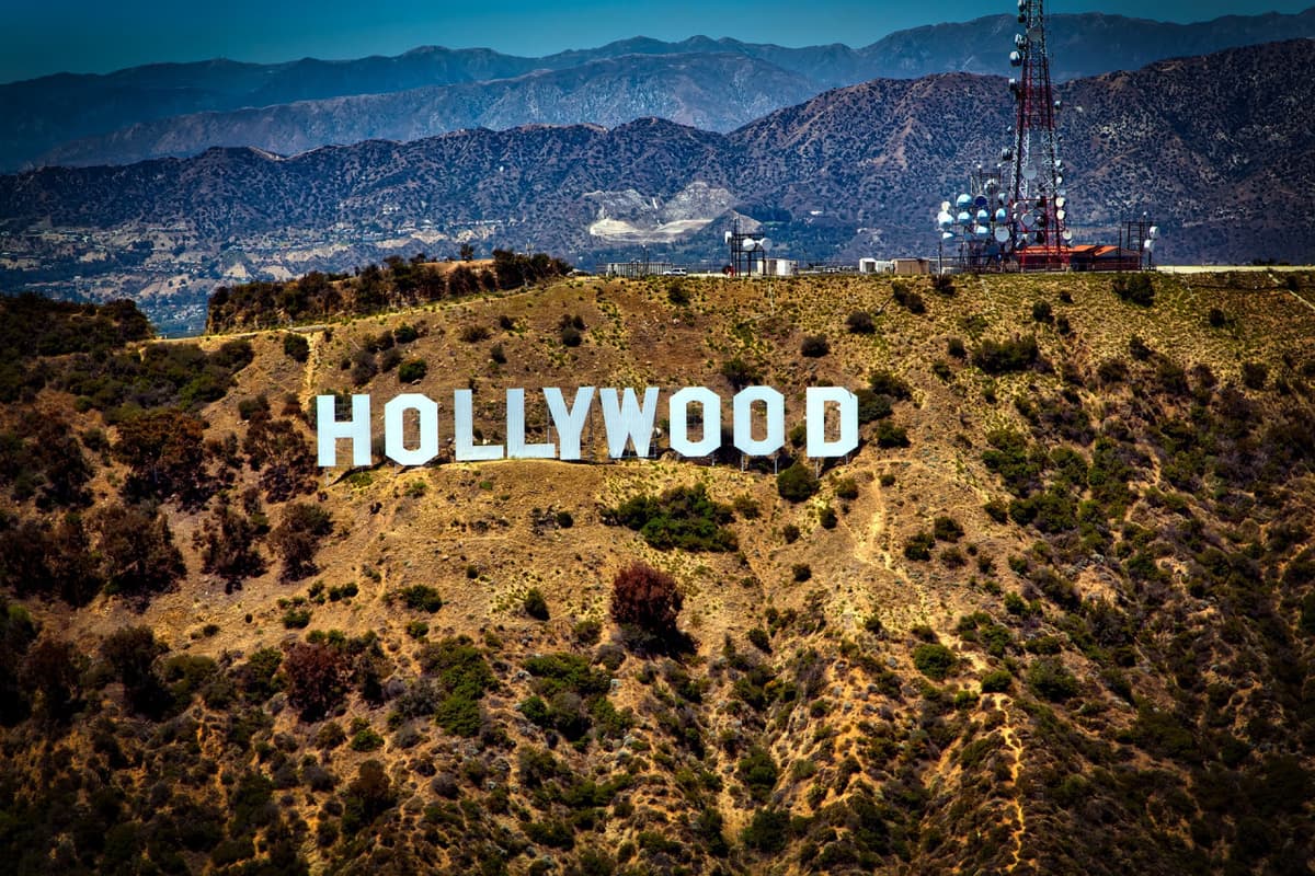 Big Bus Los Angeles: Best of L.A. Hop-On Hop-Off Bus Tour + Celebrity Homes Tour