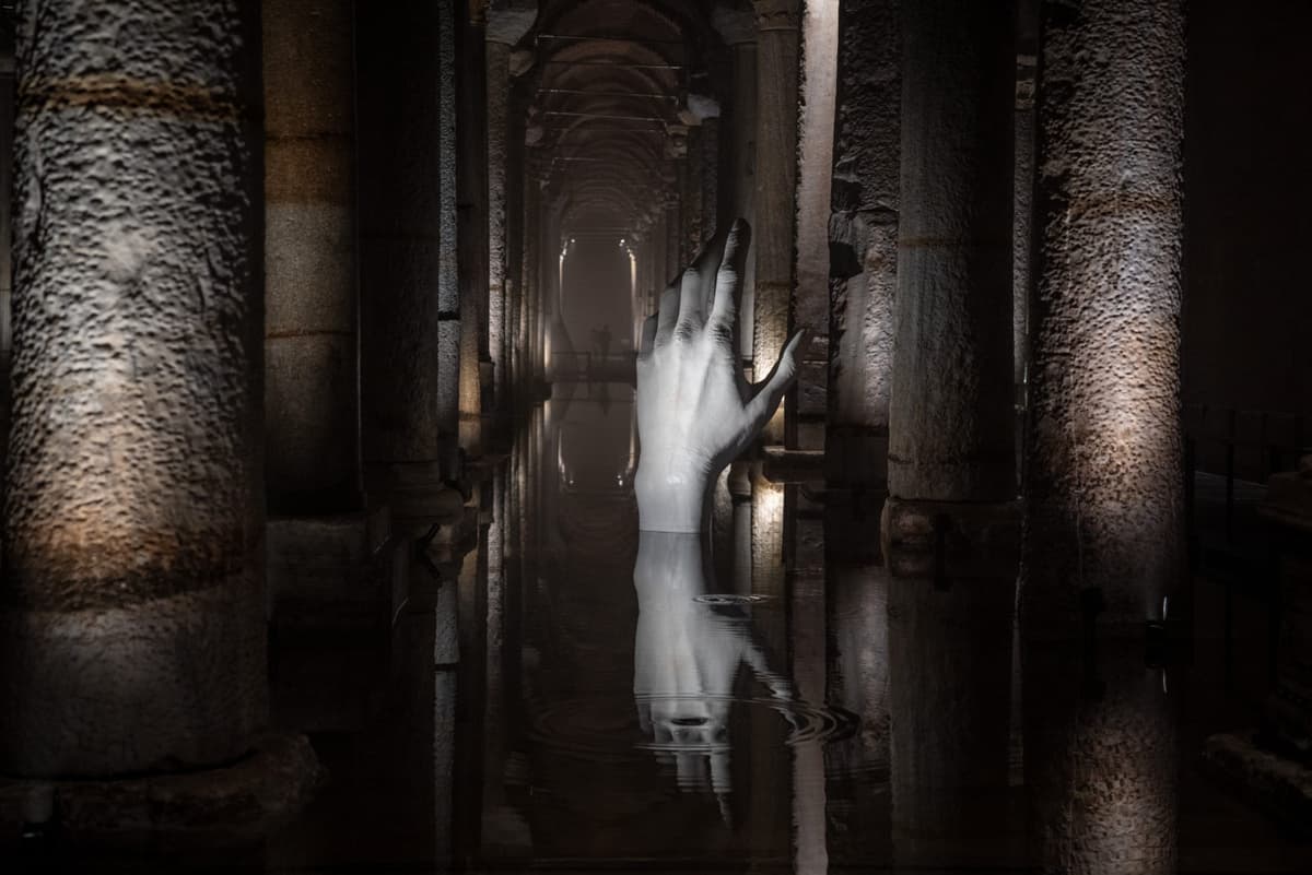 COMBO: Basilica Cistern + Dolmabahce Palace