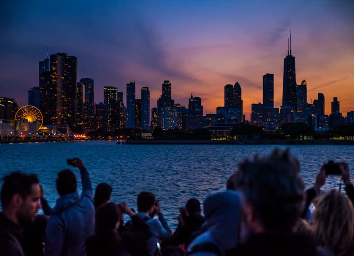 Lake Michigan and Chicago River Cruise Ticket