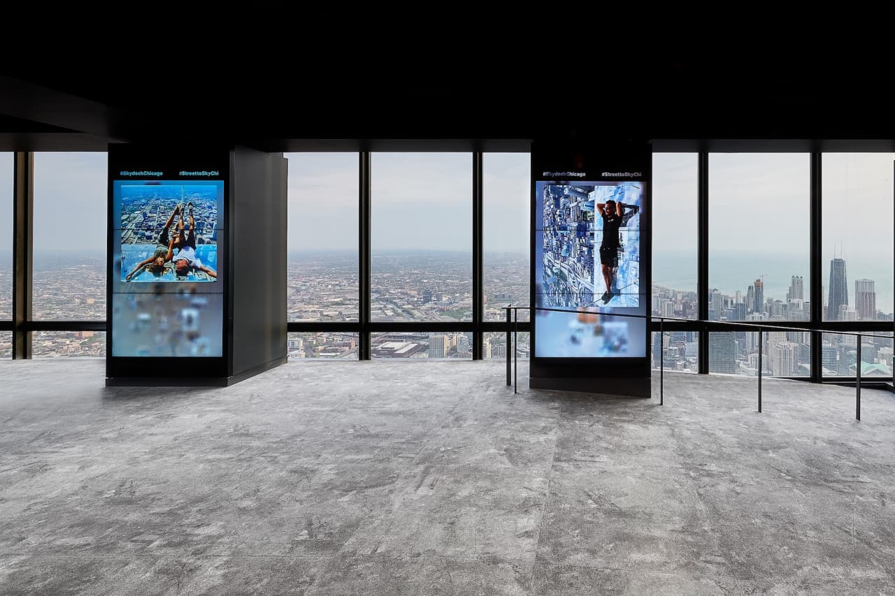 Skydeck Chicago and The Ledge Ticket