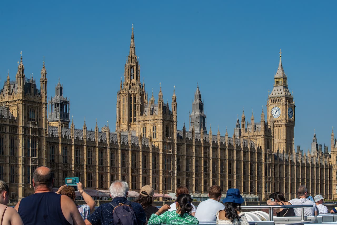 Thames River Sightseeing Cruise
