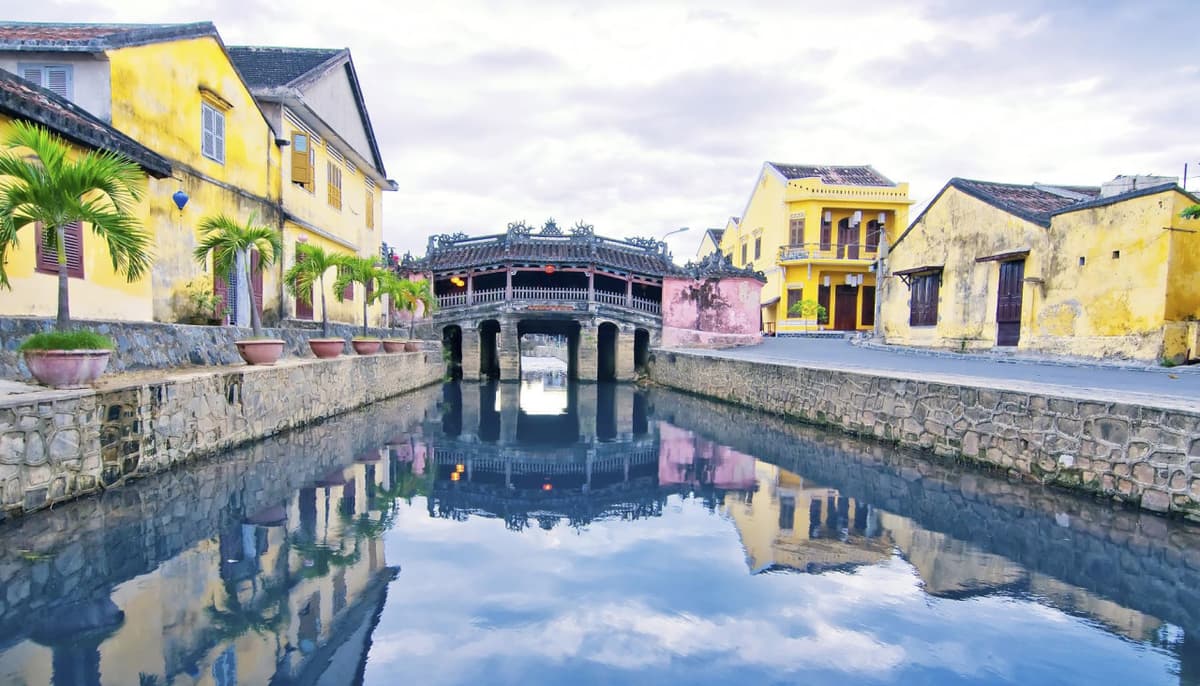 Son Tra Peninsula, Marble Mountains, and Hoi An Ancient Town Half-Day Tour from Da Nang
