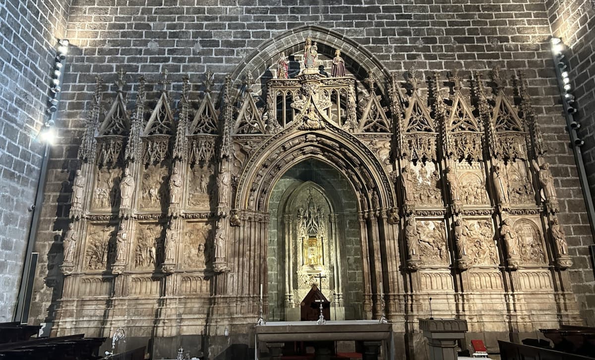 Valencia Cathedral & Holy Grail Tour with English-Speaking Guide & Fast Track Entry