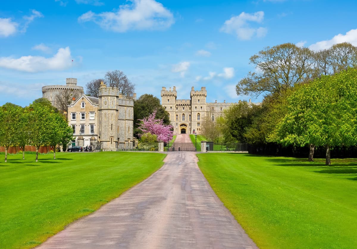 Windsor Castle Half-Day Tour from London with Audio Guide