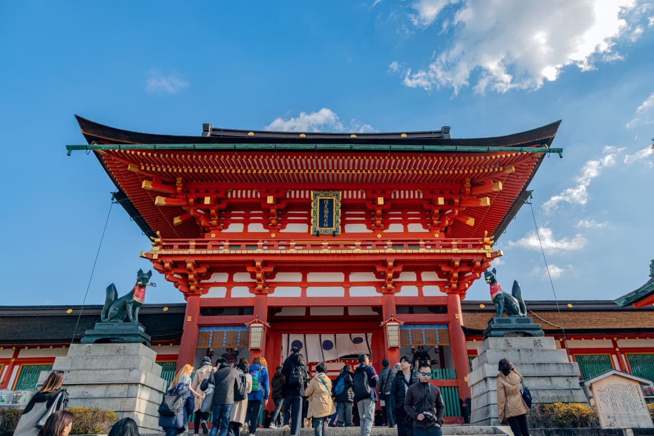 Kyoto and Nara Full-Day Tour from Osaka: Kiyomizudera Area, Fushimi Inari Taisha, Nara Park