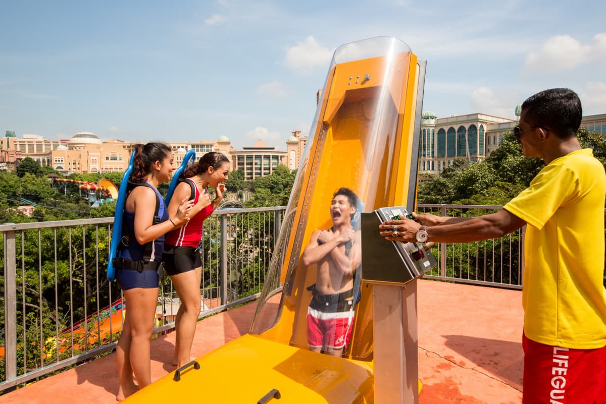 COMBO: Sunway Lagoon Theme Park Ticket + Quack Xpress Pass