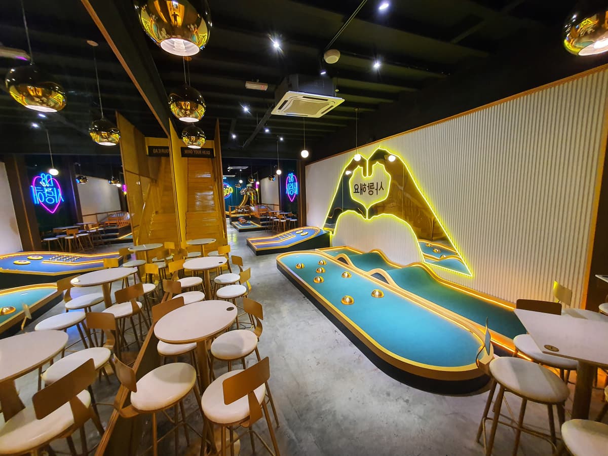 De'8000 Mini Golf Cafe Penang Ticket