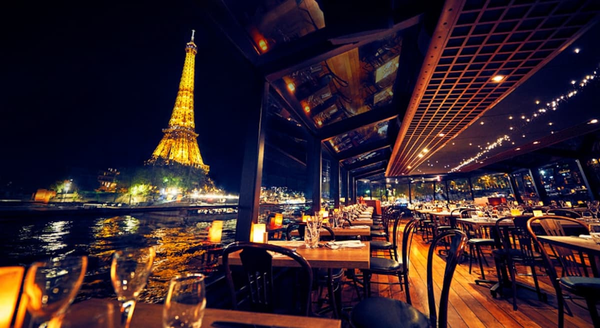 Dinner Cruise on the Seine River