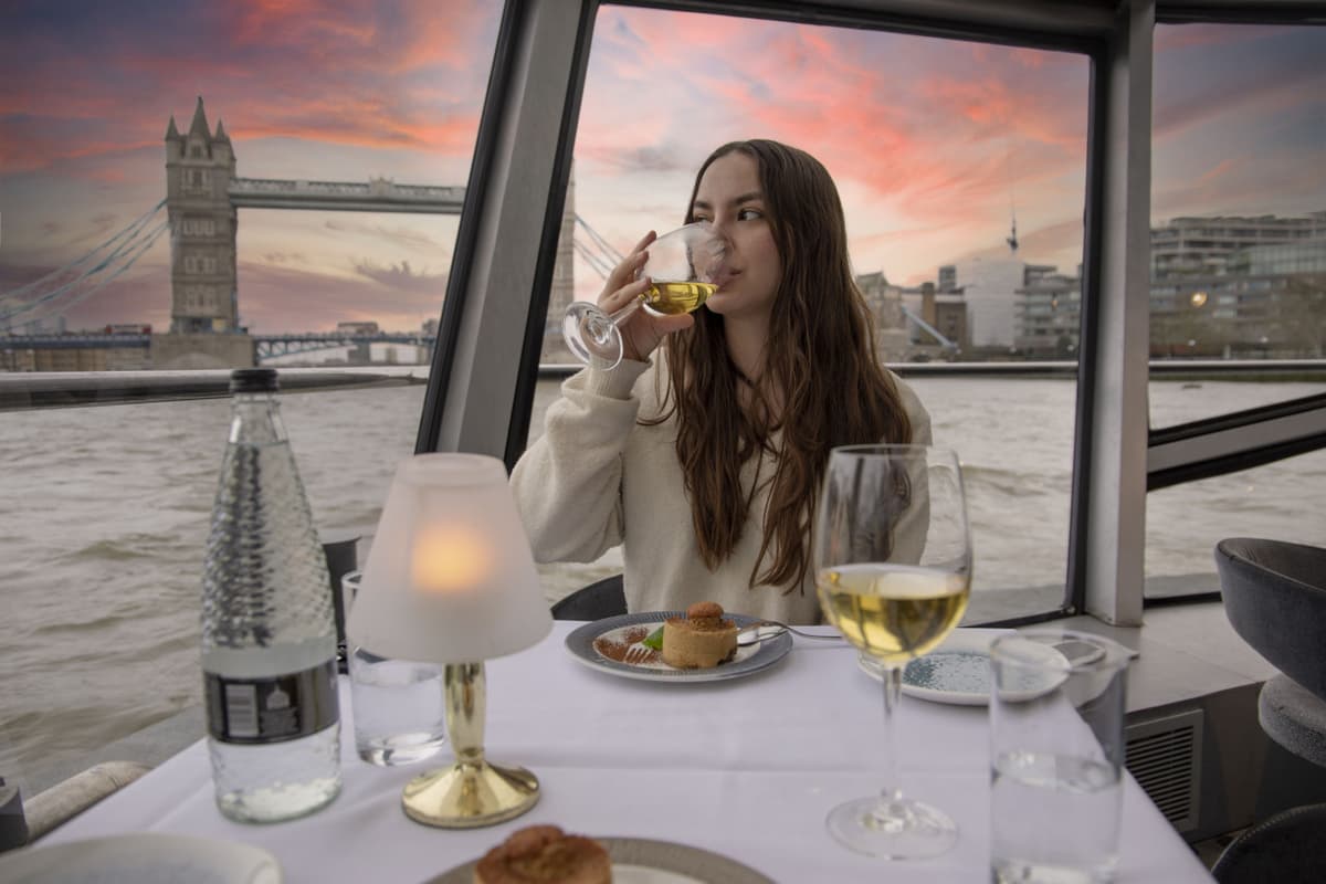 London Dinner Cruise on the River Thames
