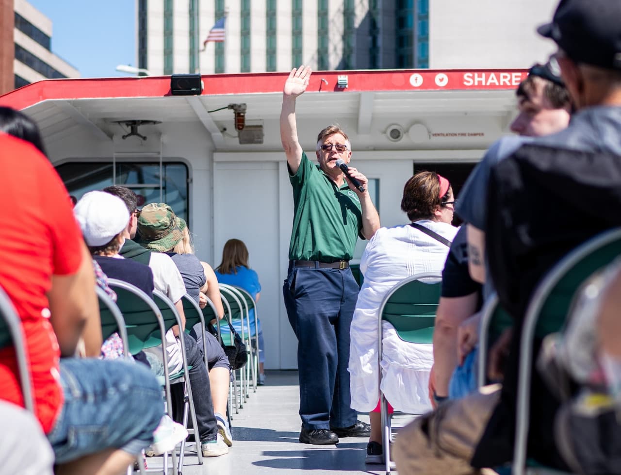 Circle Line "Statue of Liberty Midtown NYC" Cruise (1 hour): Reserved Straight-to-Board Ticket