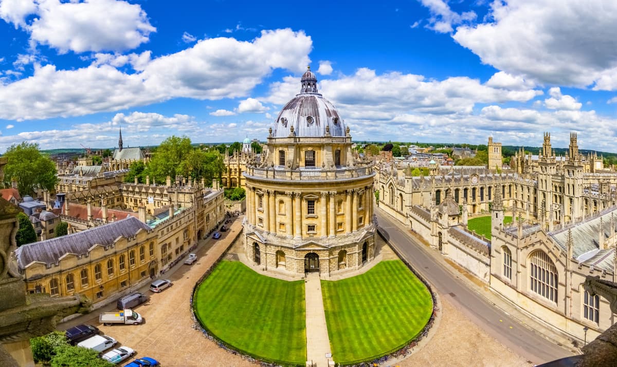 Oxford and Lacock Tour from London