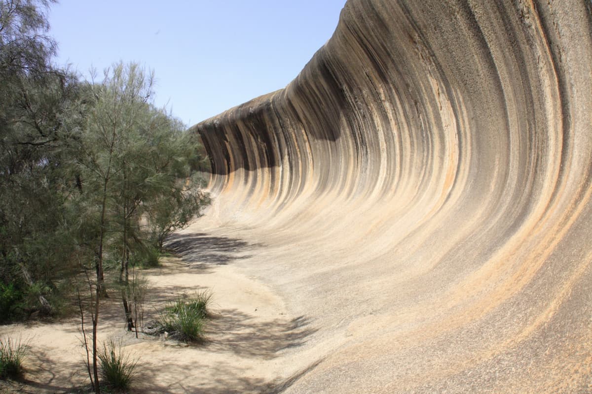 Wave Rock and York Tour from Perth