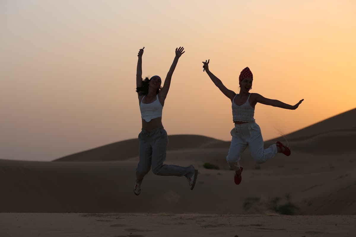 Premium Evening Desert Safari Tour from Dubai with BBQ Dinner