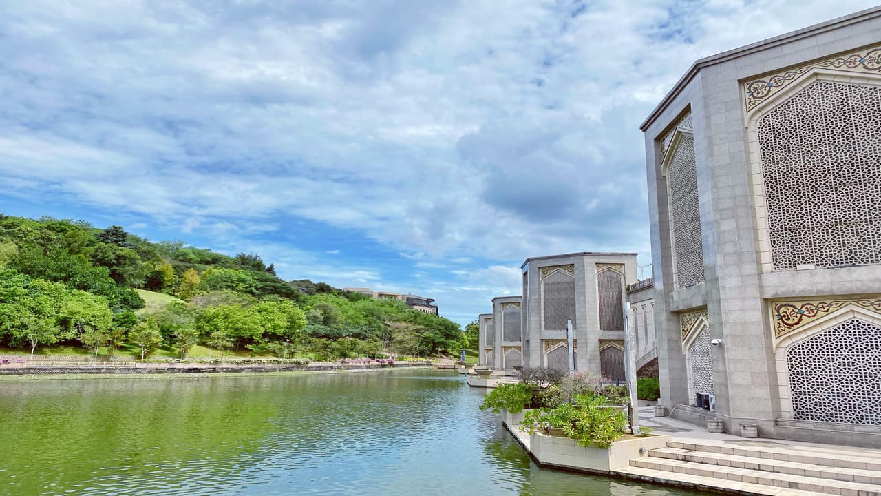 Putrajaya River Cruise and City Tour from Kuala Lumpur