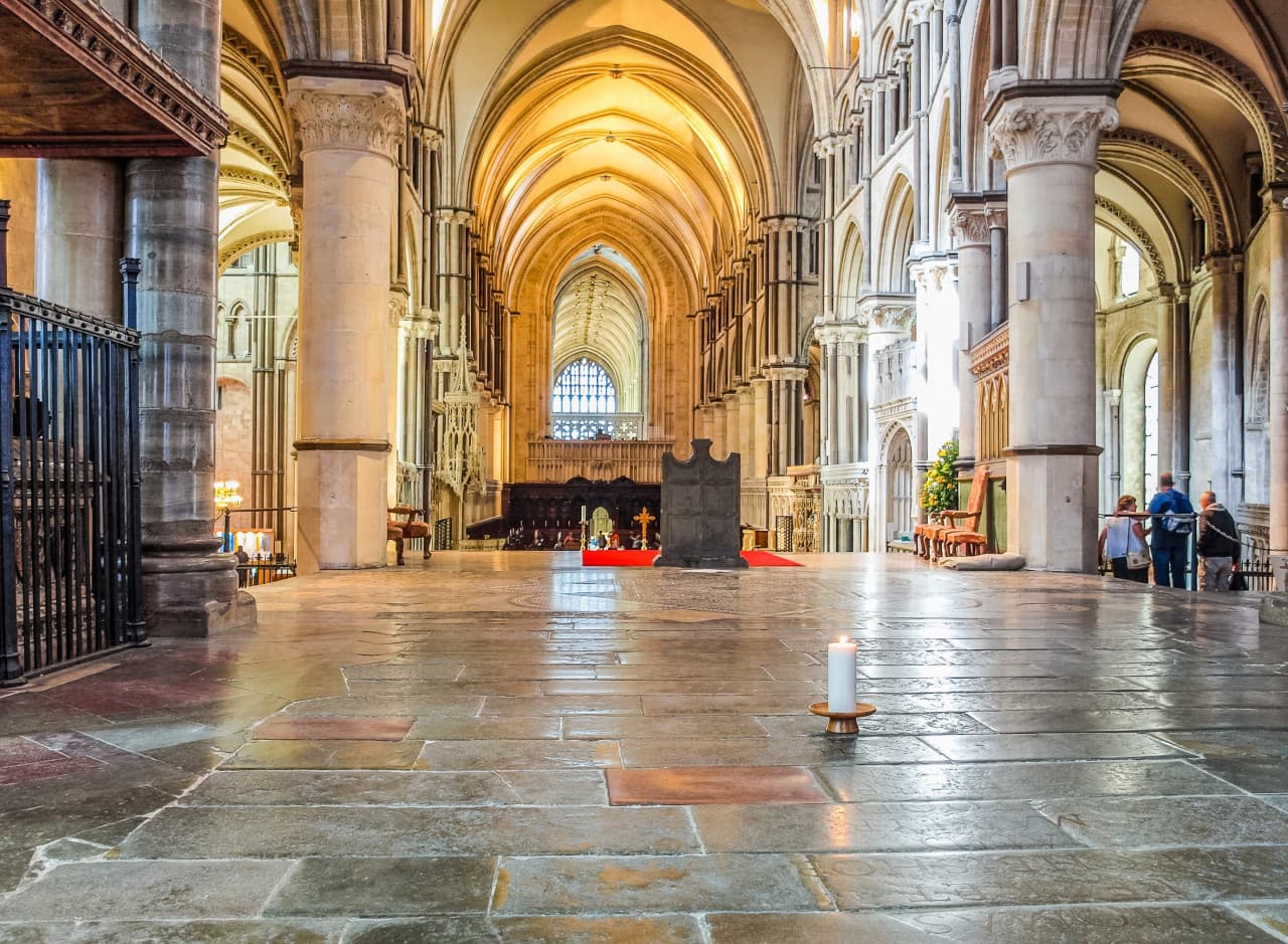Leeds Castle, Canterbury, Dover, and Greenwich Tour from London