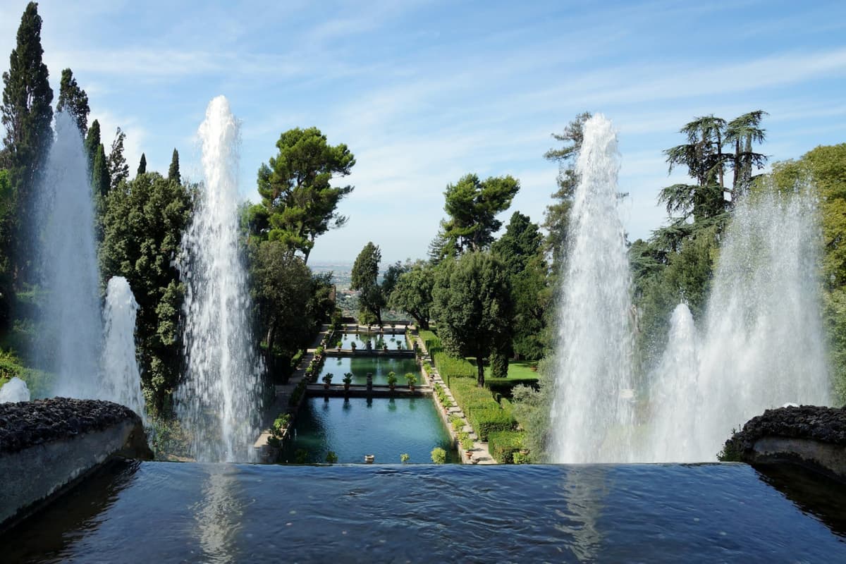 Villa D’Este and Villa Adriana: Skip the Line + Roundtrip from Rome Ticket