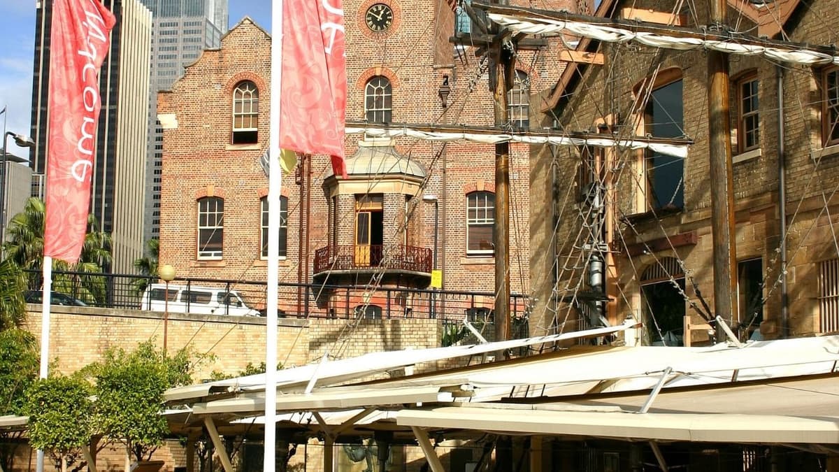 The Rocks Walking Tour
