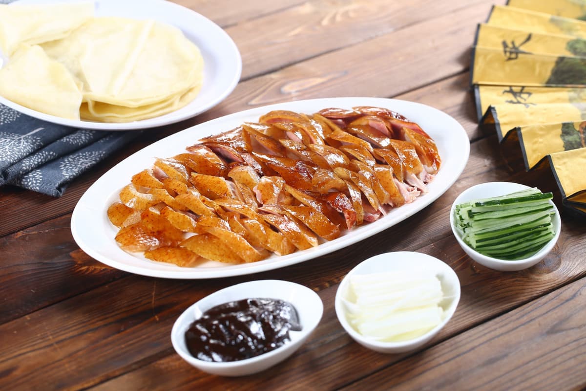 Acrobatic Show with Peking Roast Duck Dinner