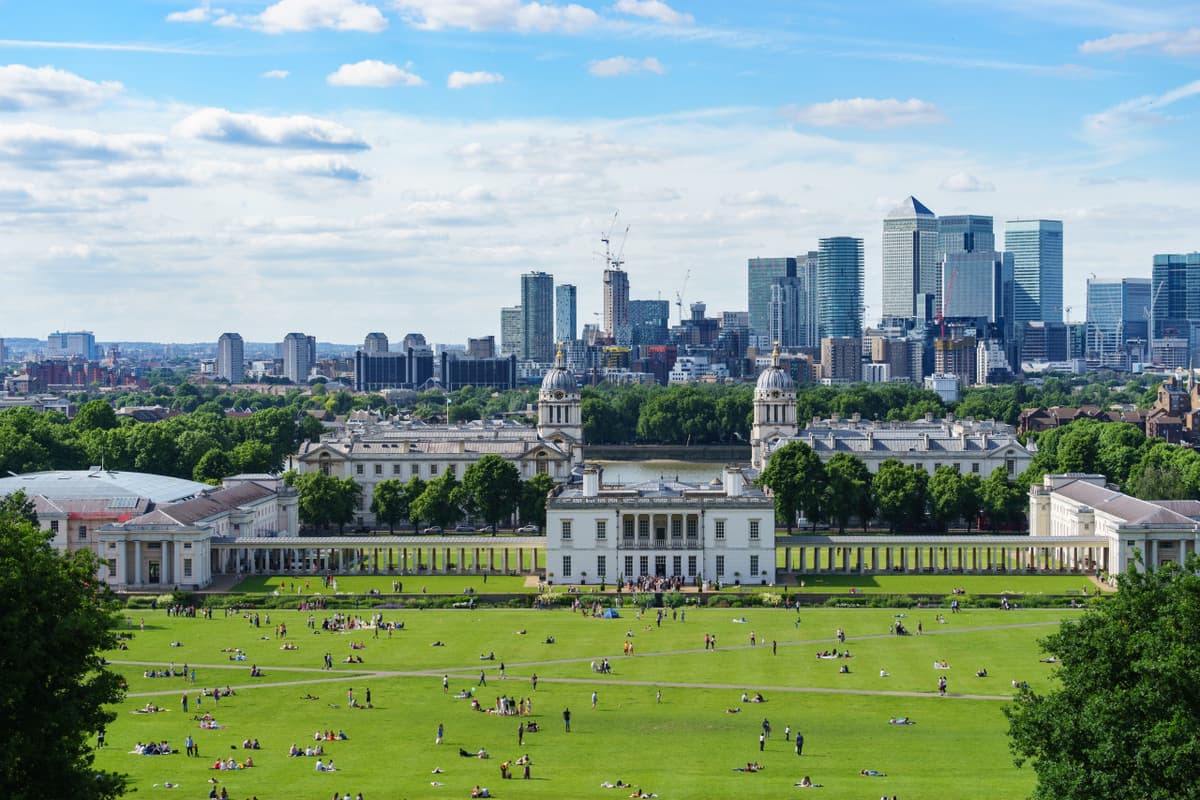 Leeds Castle, Canterbury, Dover, and Greenwich Tour from London