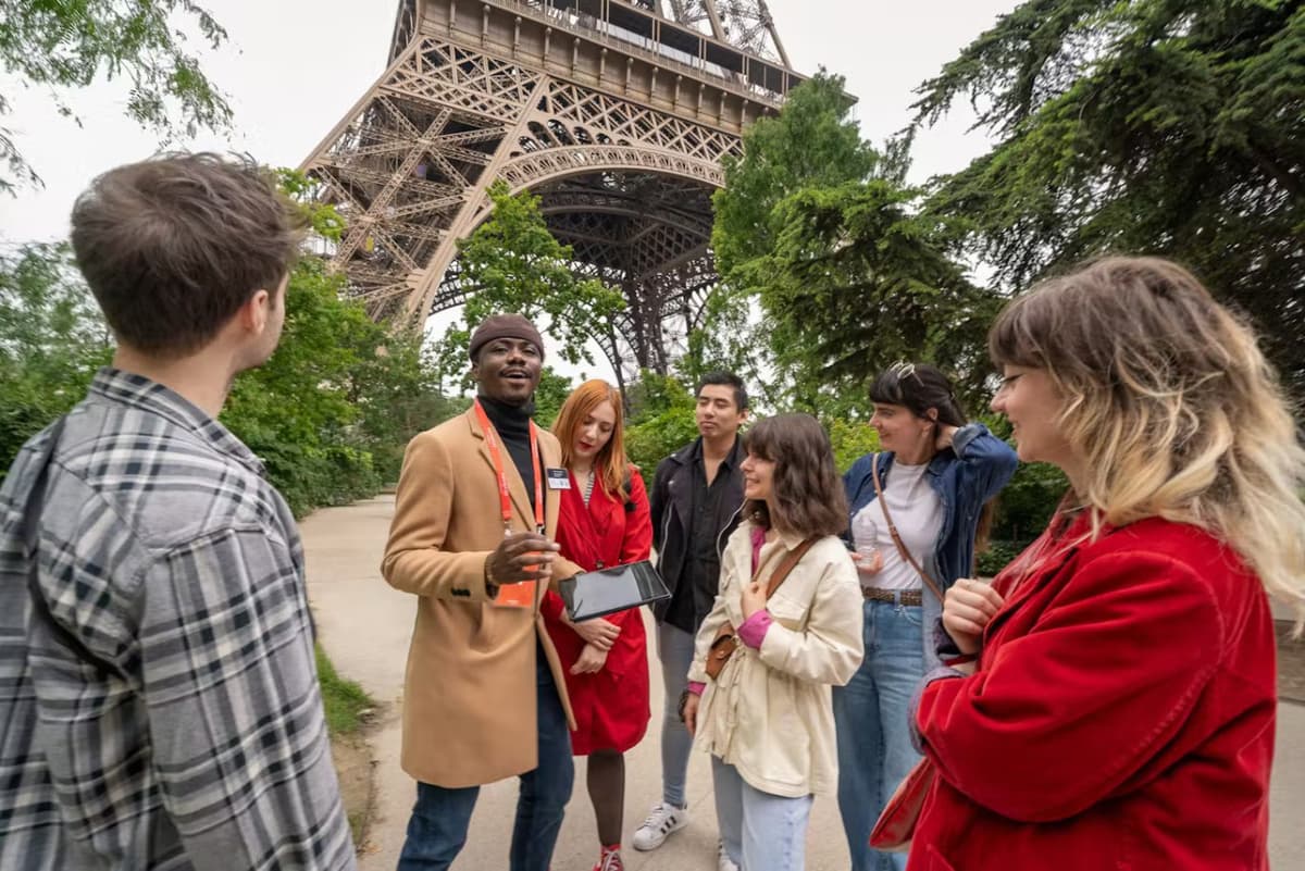 Eiffel Tower Reserved Access Tickets with Optional Summit