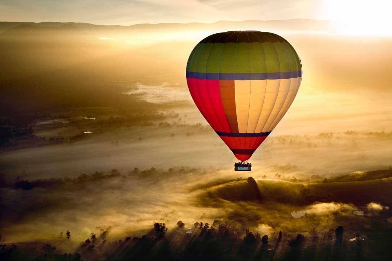 Sunrise Hot Air Balloon Flight over Yarra Valley with Photos