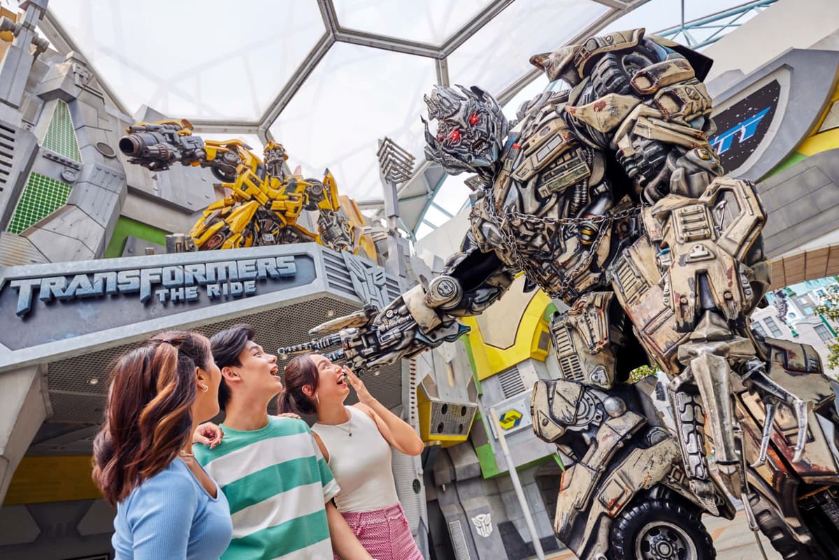 COMBO: Universal Studios Singapore + Singapore Oceanarium + Adventure Cove Waterpark Tickets