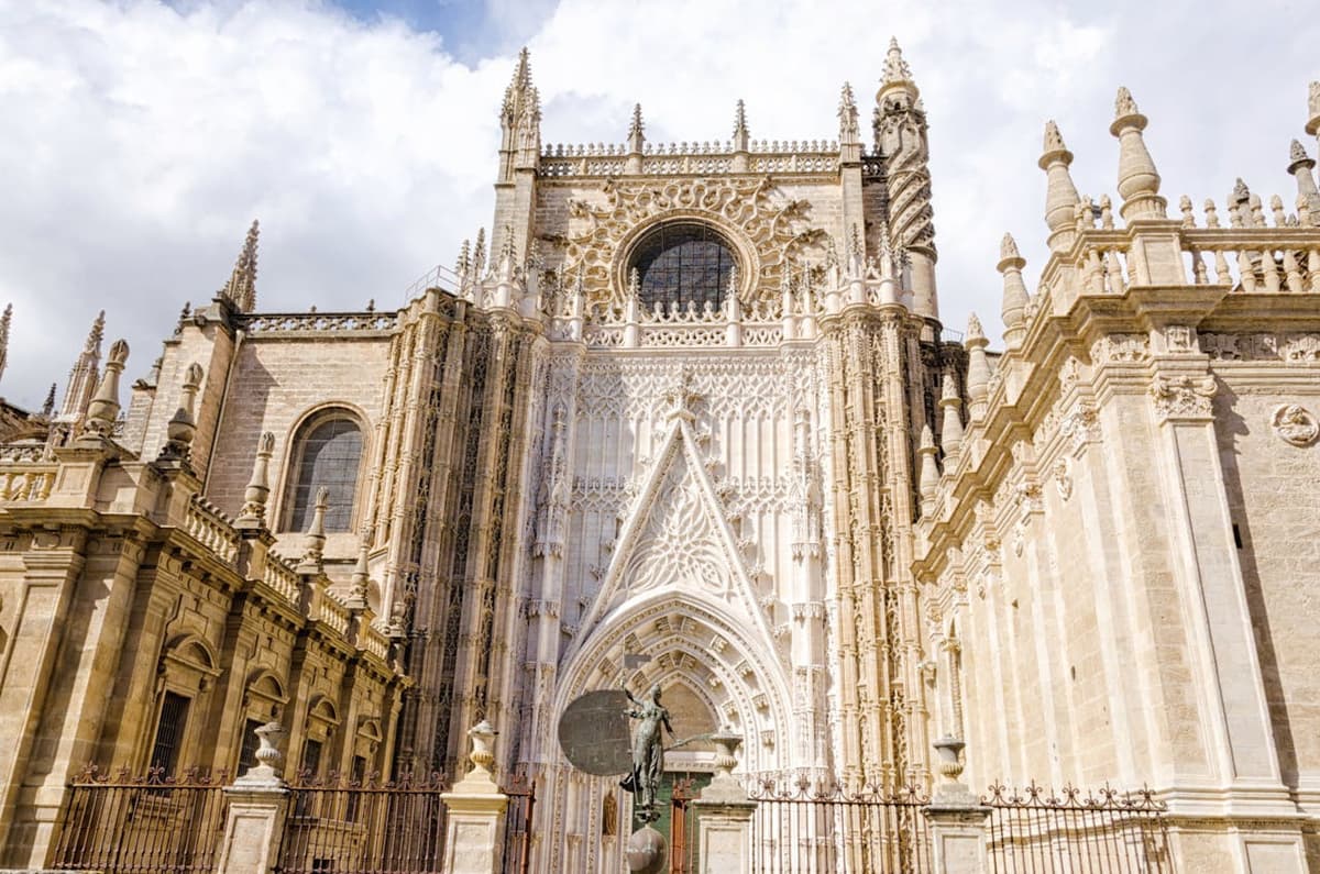 Seville Cathedral & La Giralda: Skip The Line Ticket