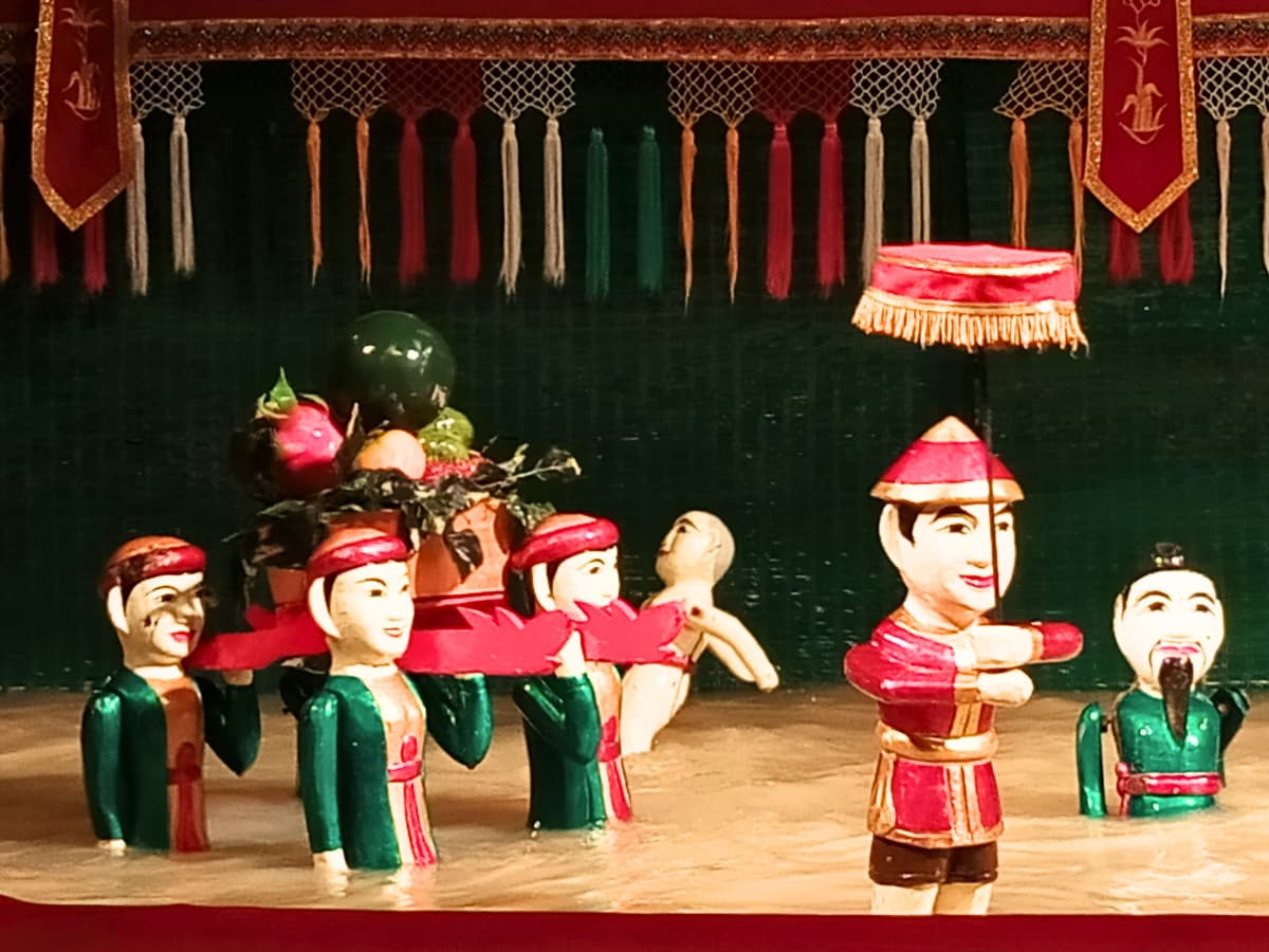 Golden Dragon Water Puppet Show
