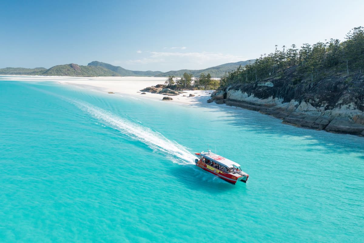 Thundercat Catamaran Whitsundays Islands Tour