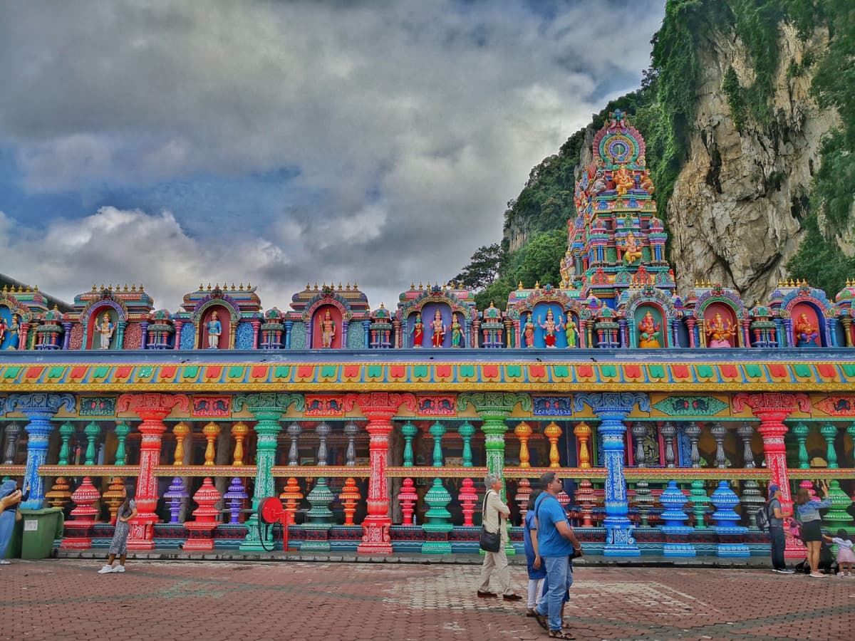 Batu Caves and Kuala Lumpur Countryside Tour