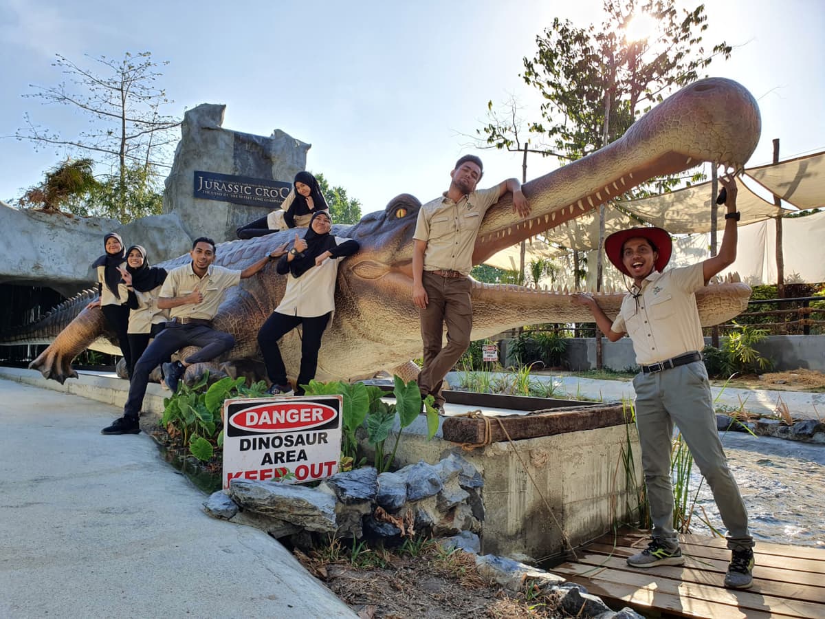 COMBO: Underwater World Langkawi + Crocodile Adventureland