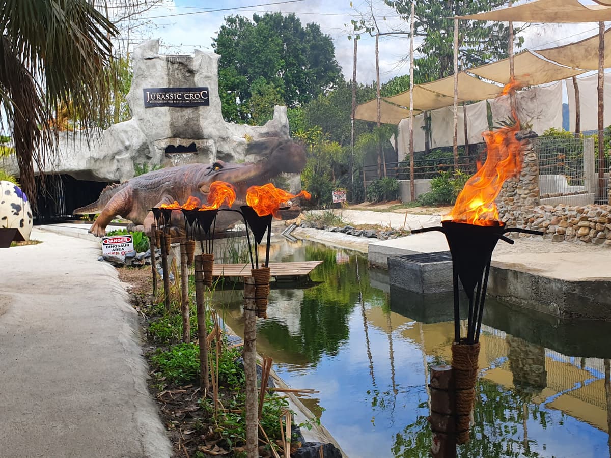 COMBO: Underwater World Langkawi + Crocodile Adventureland