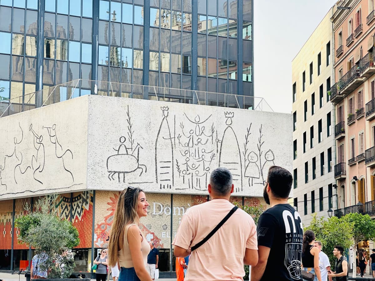 Barcelona Walking Tour with Picasso Museum Skip-the-Line Admission