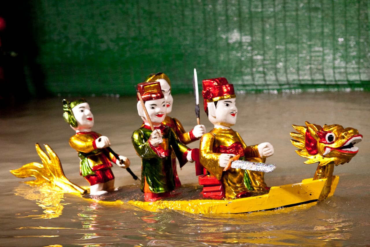 Golden Dragon Water Puppet Show