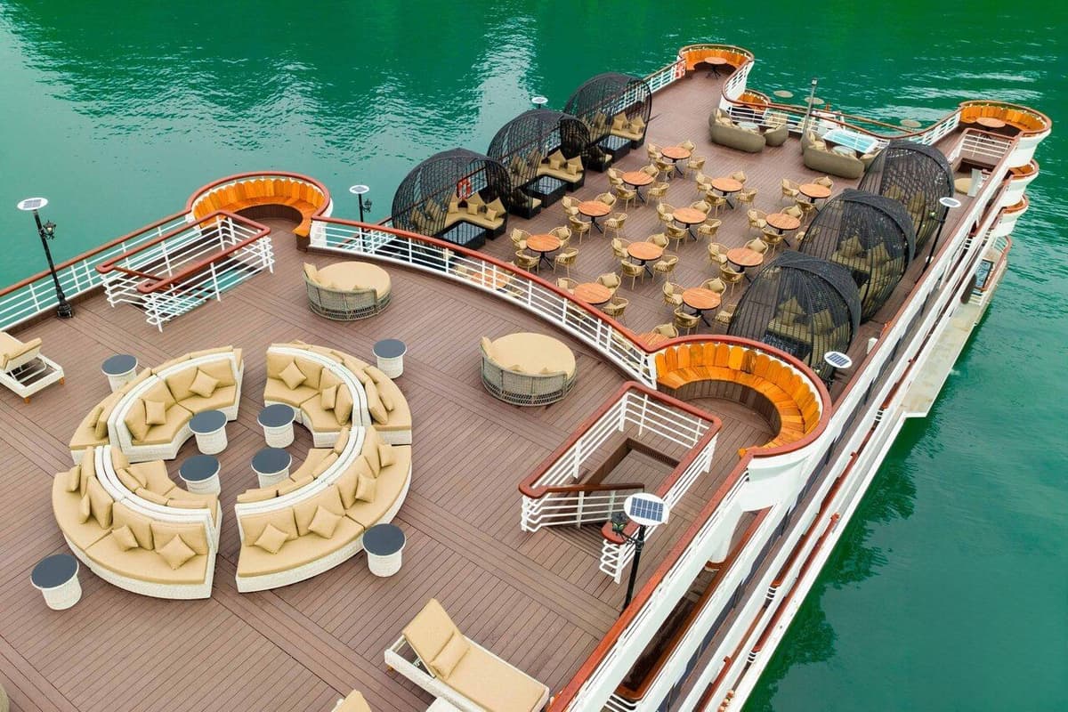 Halong Bay Premium Cruise aboard Ambassador Cruise