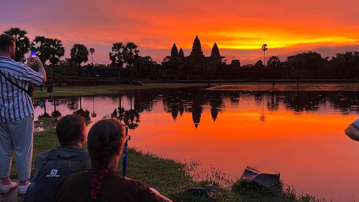 Angkor Cycling Tour